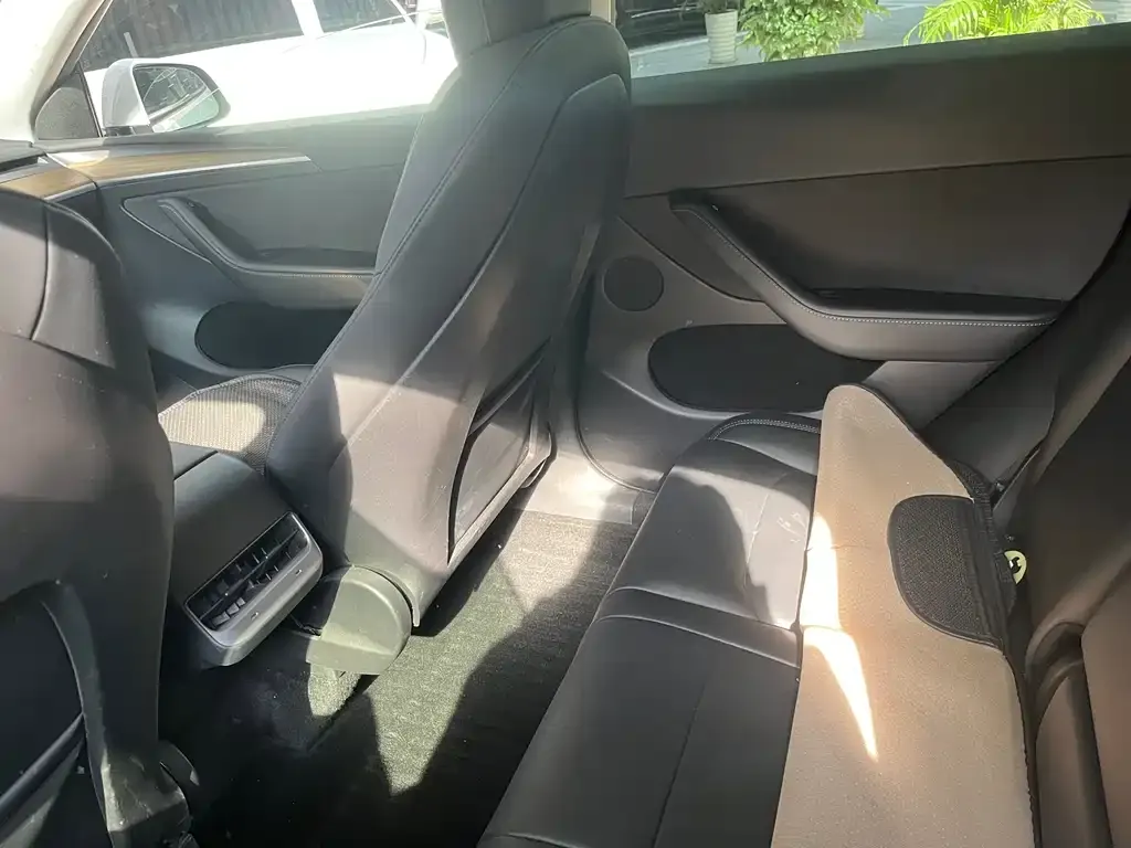 Tesla Model Y 2022 из CN, фото 8