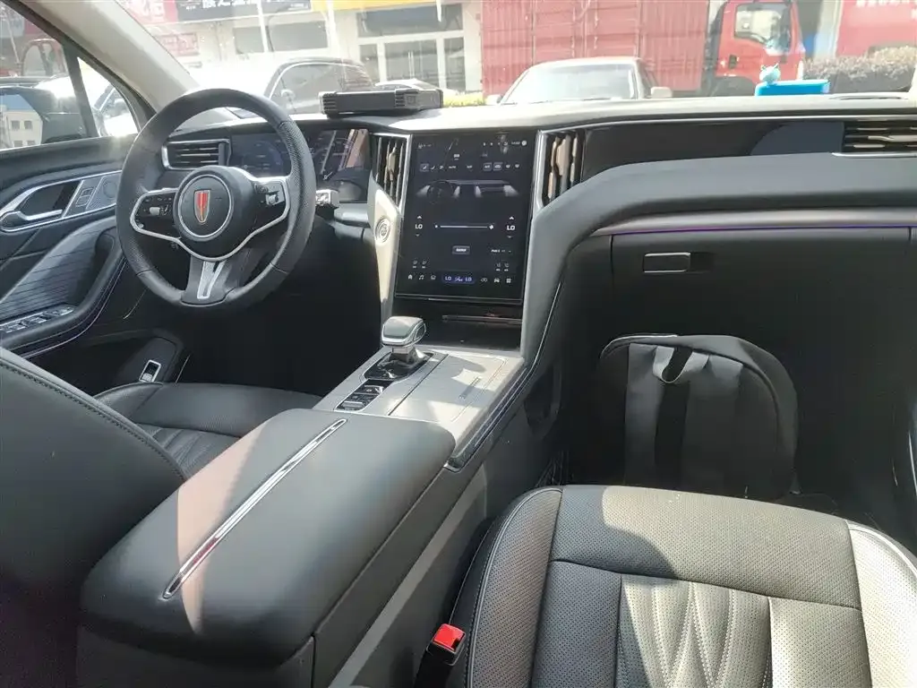 Hongqi HS7 PHEV 2024 из CN, фото 9