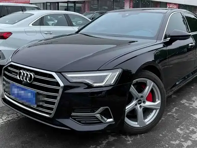 Audi A6L 2023 из CN, фото 2