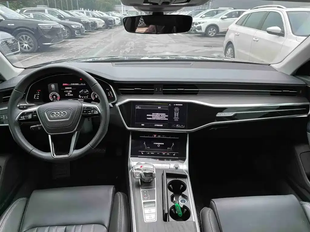 Audi A6L 2023 из CN, фото 3