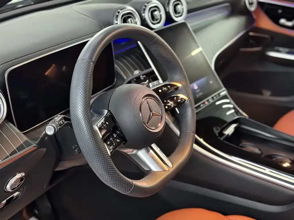 Mercedes-Benz GLC — фото 2