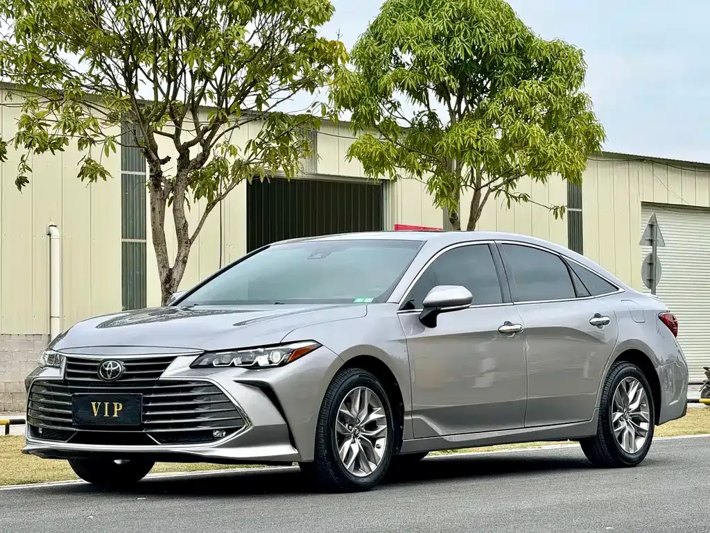 Toyota Avalon 2021 из CN, фото 1
