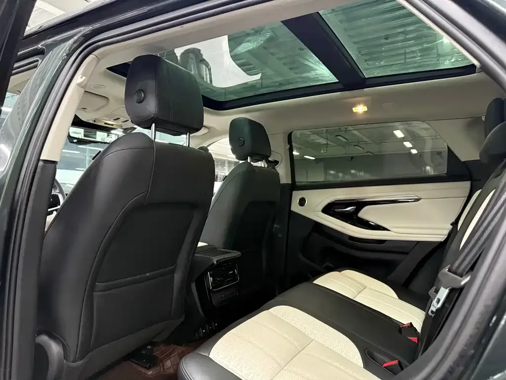 Land Rover Evoque 2022 из CN, фото 9