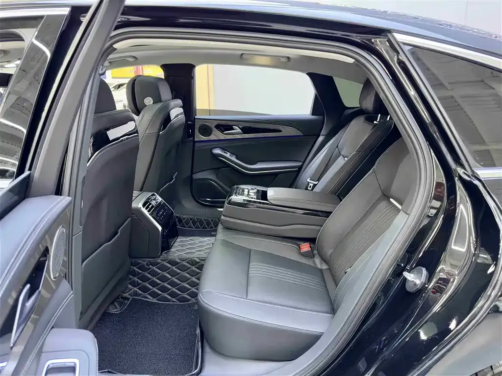 Hongqi H9 2021 из CN, фото 6