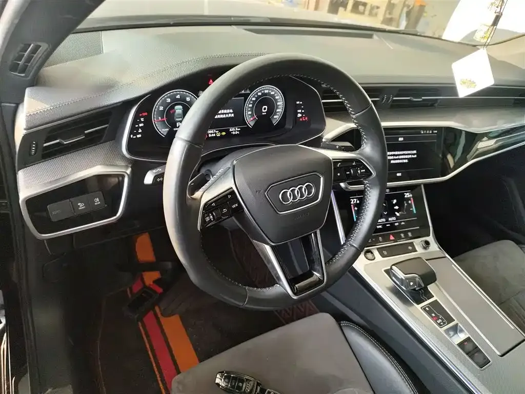 Audi A6L 2021 из CN, фото 2