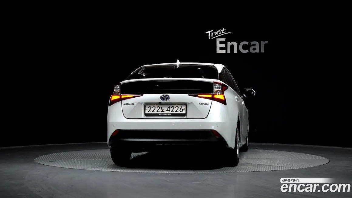 Toyota Prius 2021 из KR, фото 4
