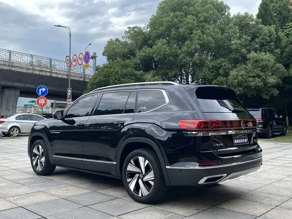 Volkswagen Teramont 2022 из CN, фото 10