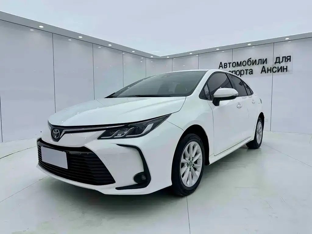 Toyota Corolla 2022 из CN, фото 1