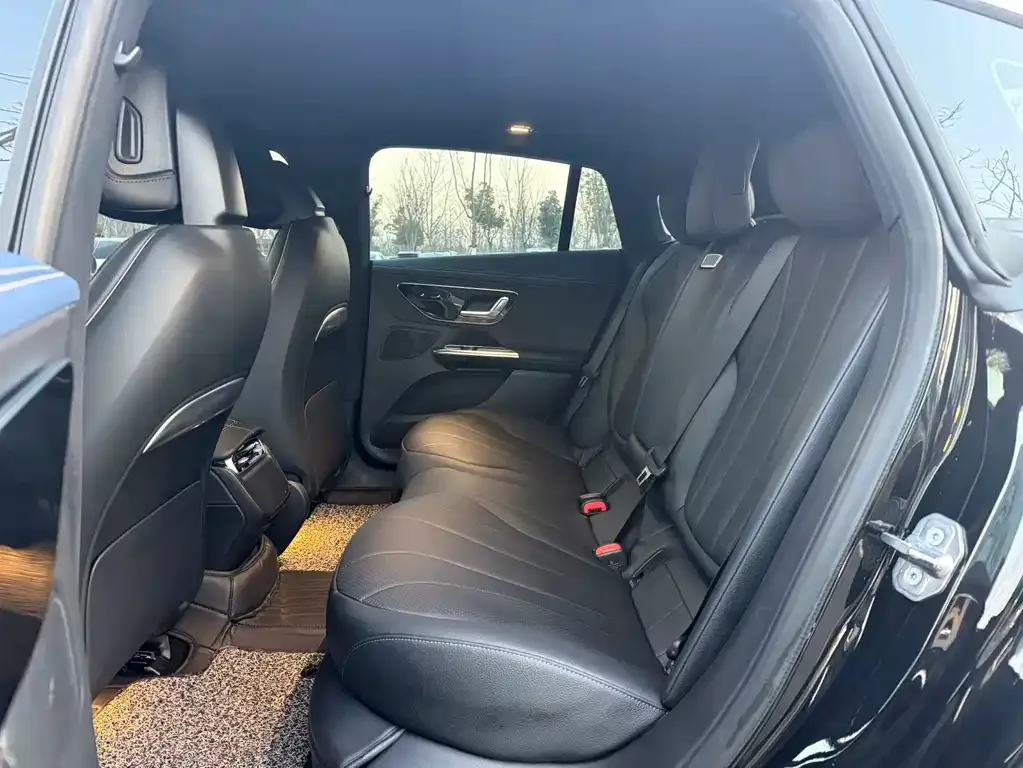 Mercedes-Benz EQE 2024 из CN, фото 10