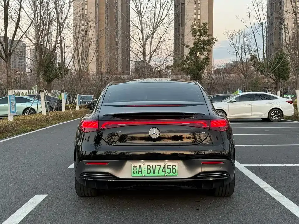 Mercedes-Benz EQE 2024 из CN, фото 8