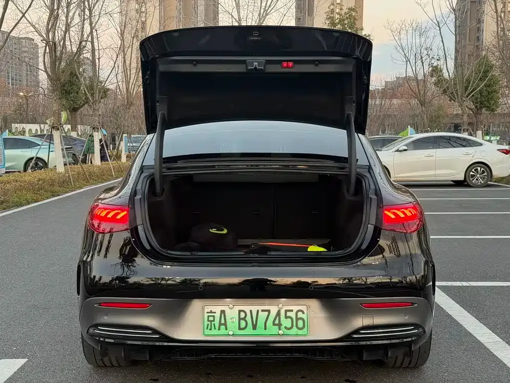 Mercedes-Benz EQE 2024 из CN, фото 7