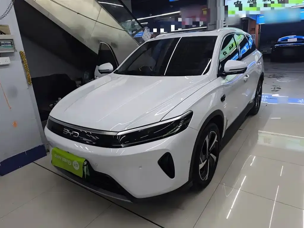 BYD Seal 05 DM-i — фото 1
