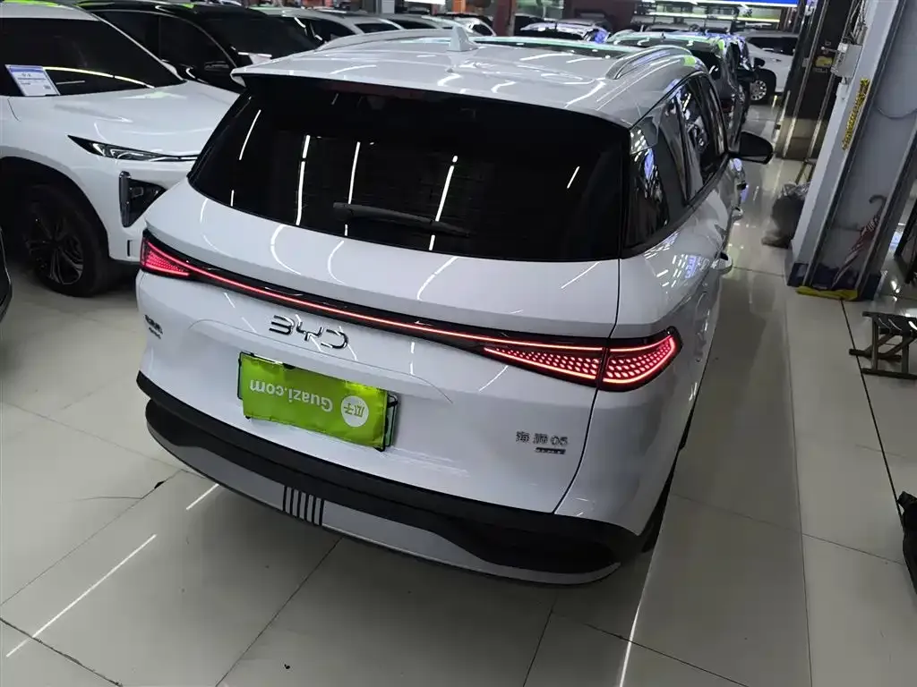 BYD Seal 05 DM-i — фото 9