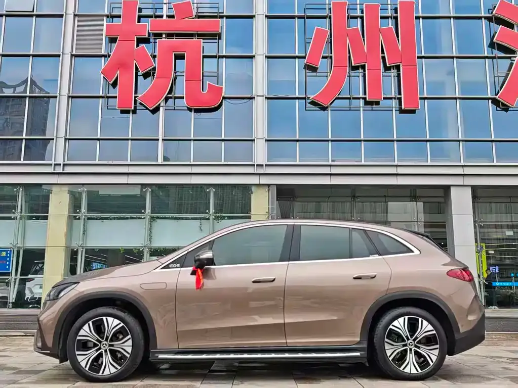 Mercedes-Benz EQE SUV 2023 из CN, фото 4