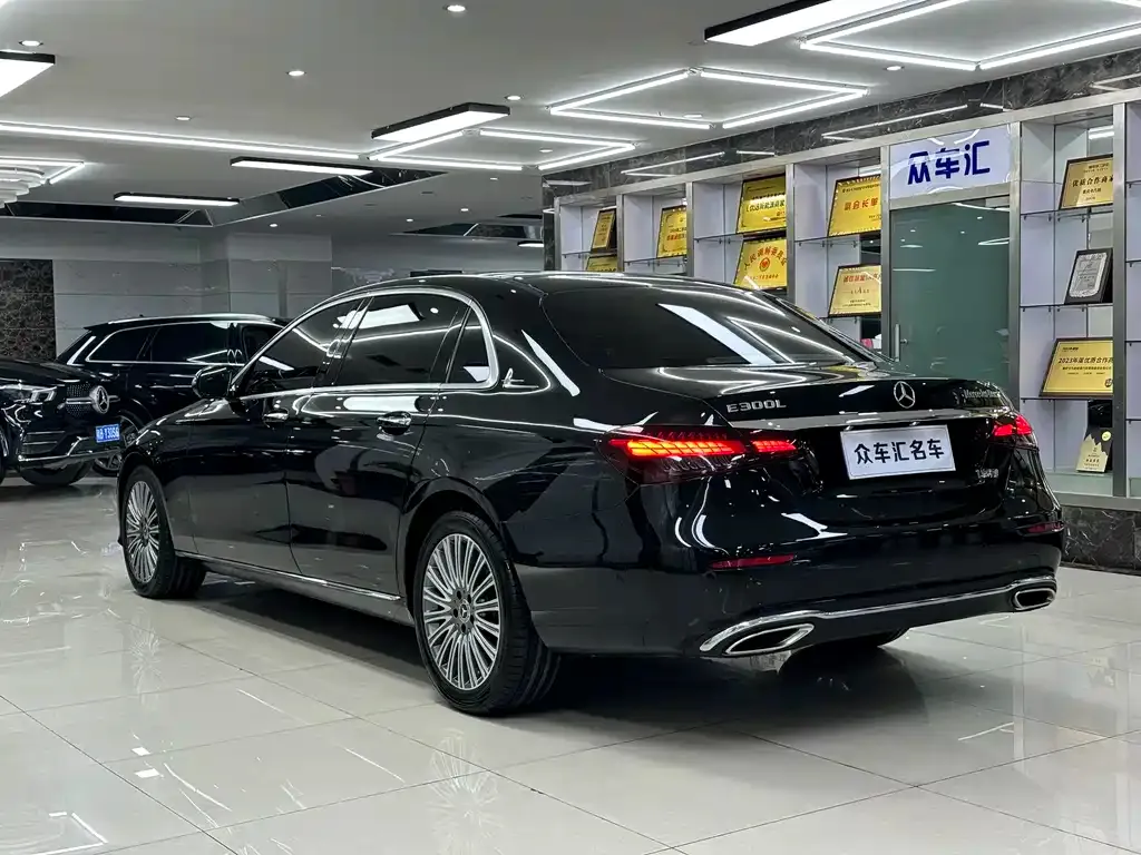 Mercedes-Benz E-Class 2022 из CN, фото 3
