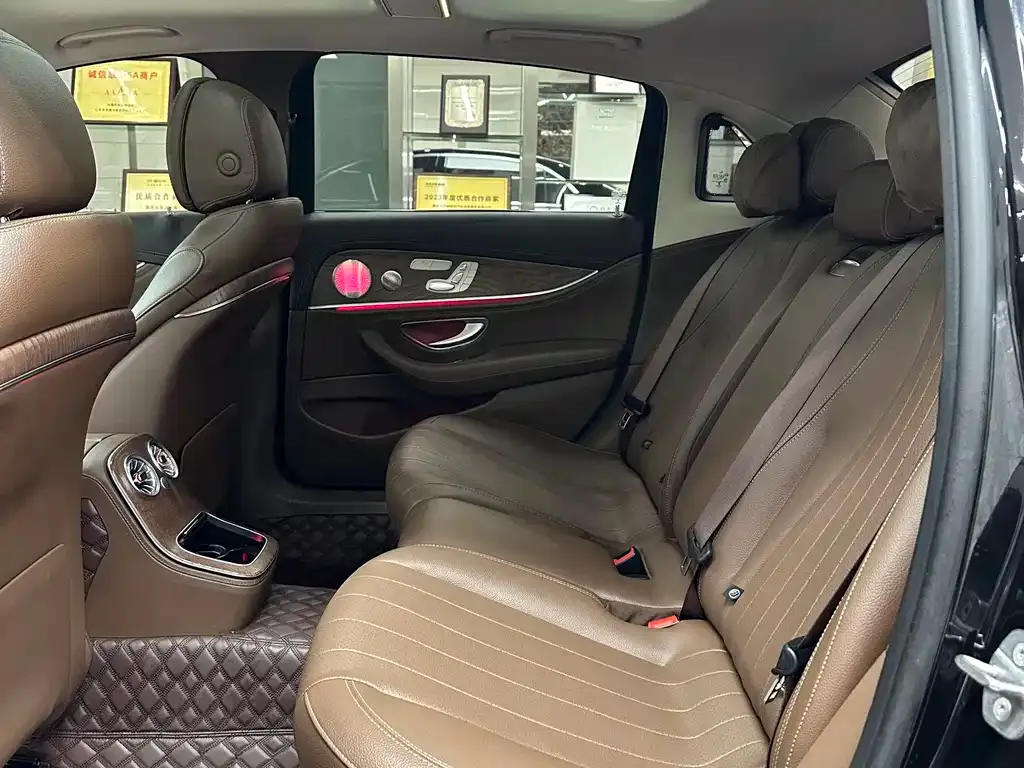 Mercedes-Benz E-Class 2022 из CN, фото 6