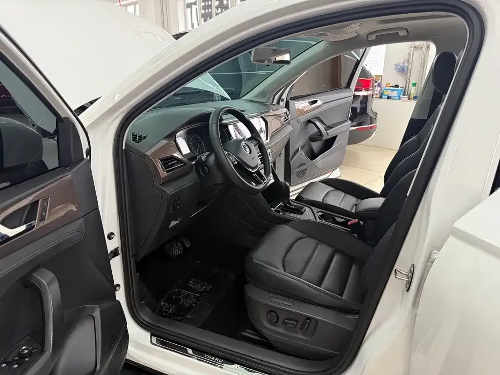 Volkswagen Tharu 2021 из CN, фото 7