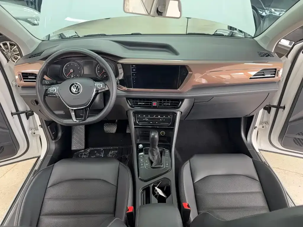 Volkswagen Tharu 2021 из CN, фото 3