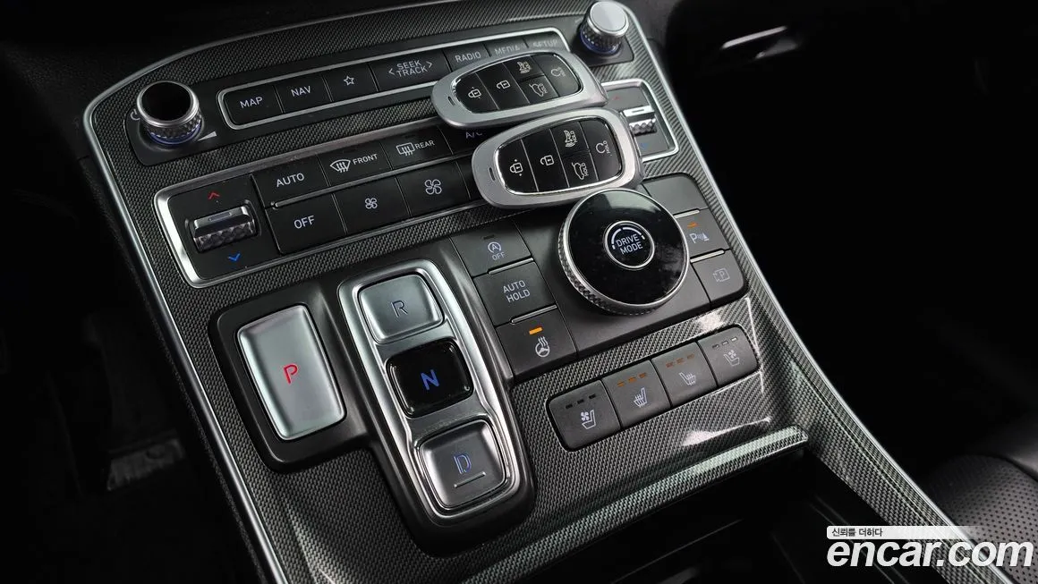 Hyundai Santafe — фото 9