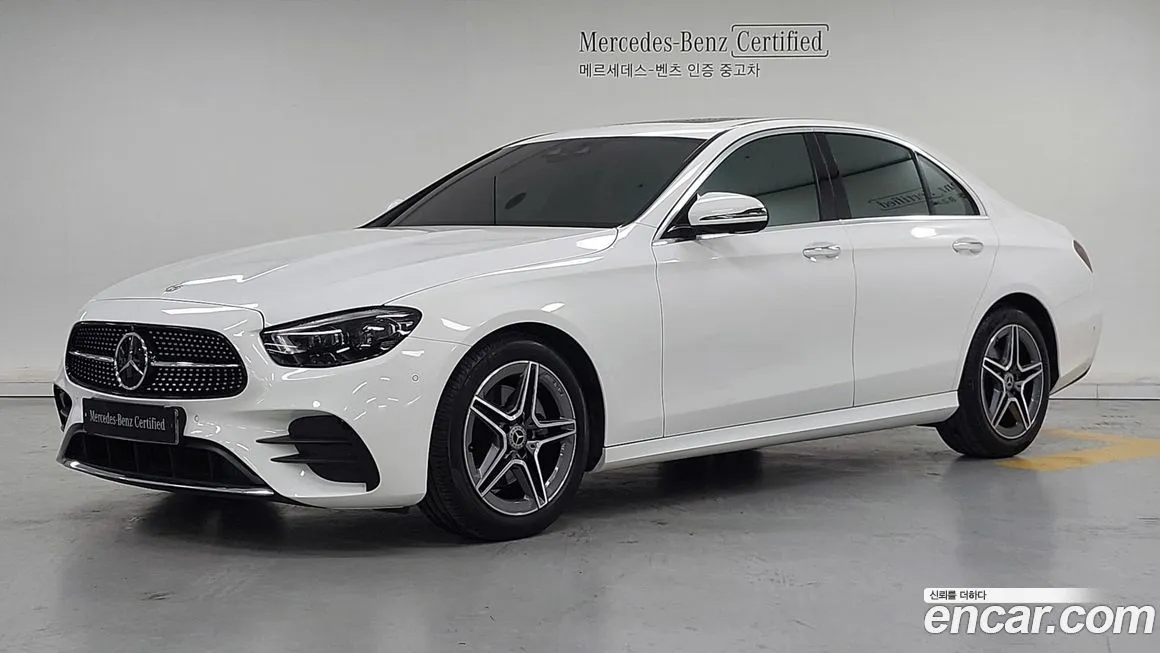 Mercedes-Benz E-Class — фото 1