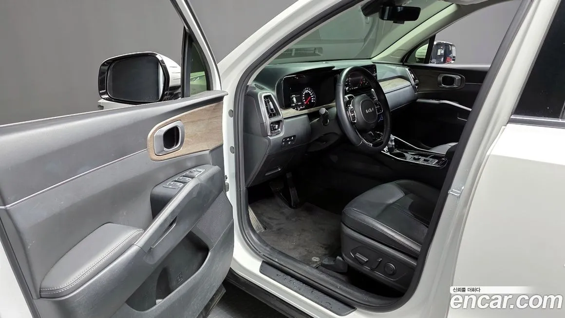 Kia Sorento — фото 3