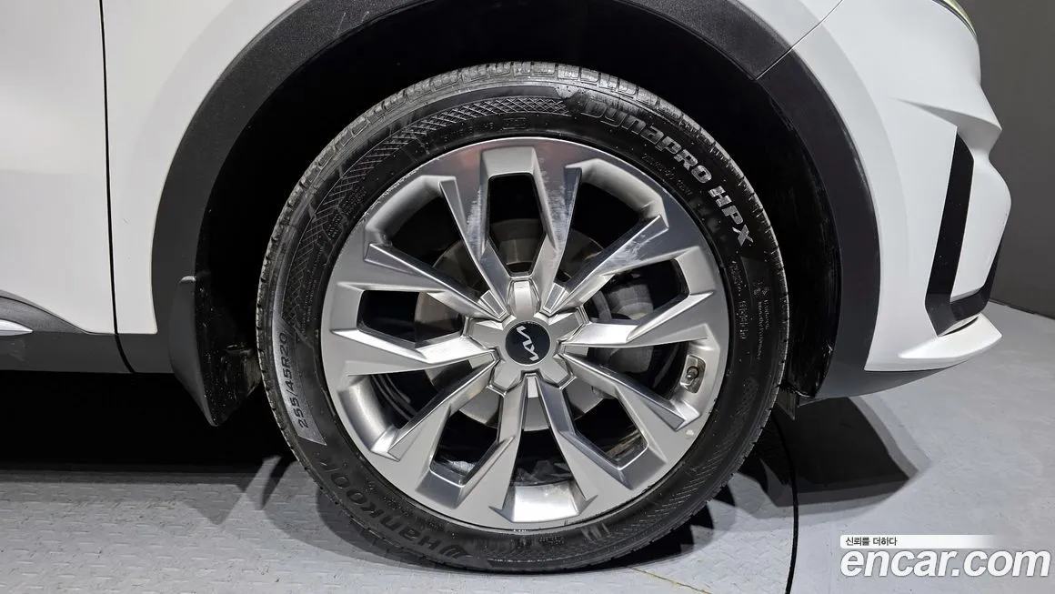 Kia Sorento — фото 10