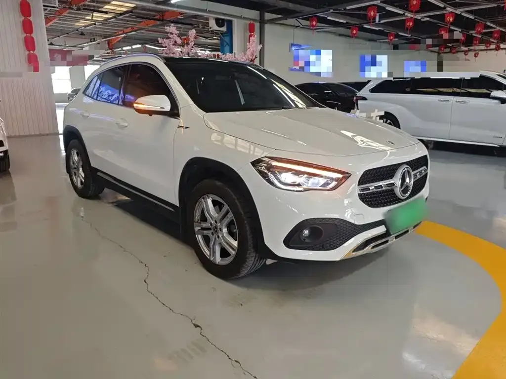 Mercedes-Benz GLA 2023 из CN, фото 4