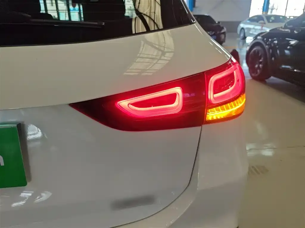 Mercedes-Benz GLA 2023 из CN, фото 2