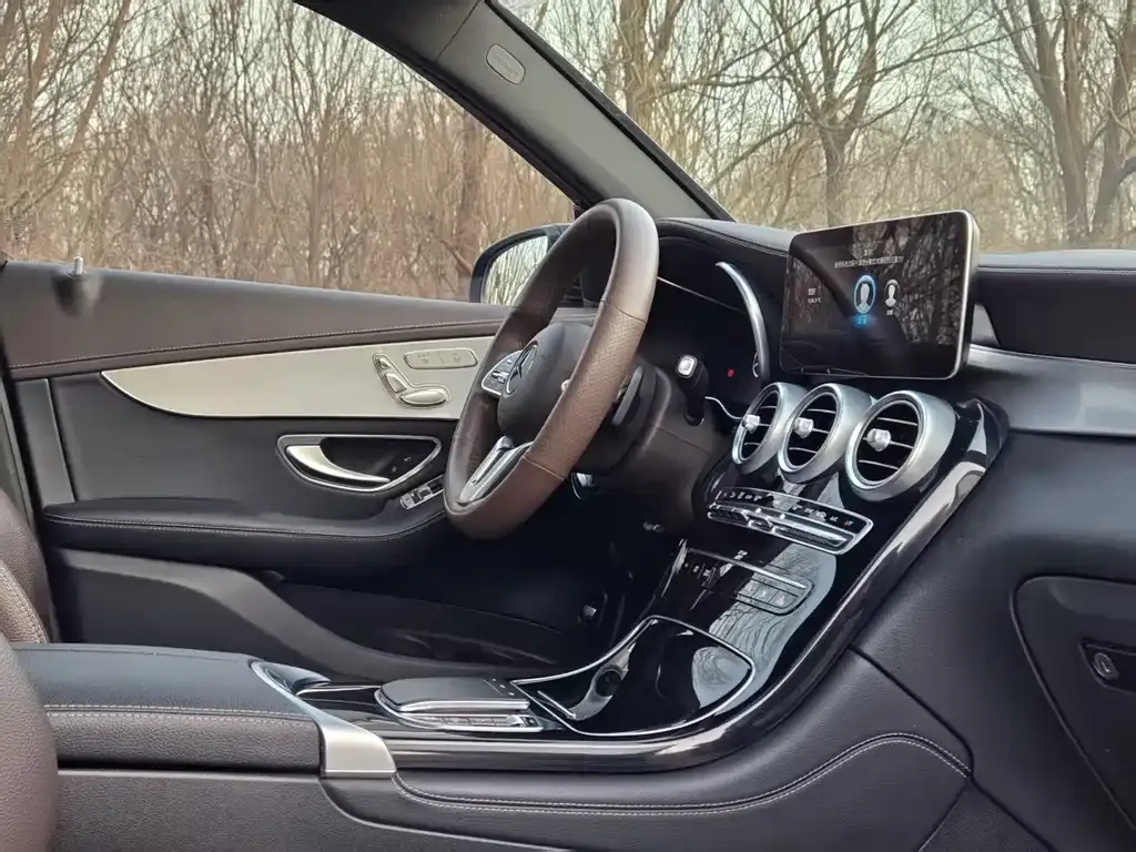 Mercedes-Benz GLC 2021 из CN, фото 8