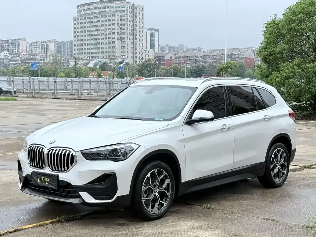 BMW X1 2022 из CN, фото 1