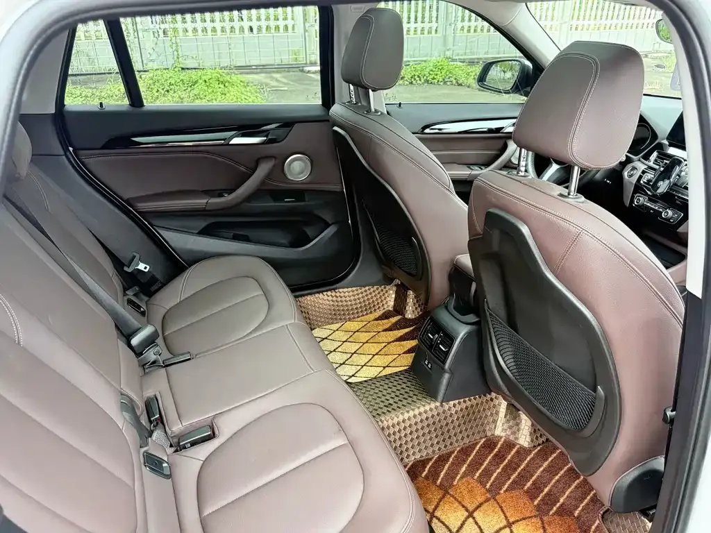 BMW X1 2022 из CN, фото 6