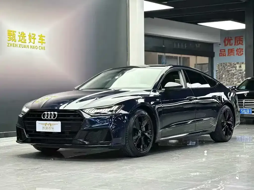 Audi A7 — фото 1