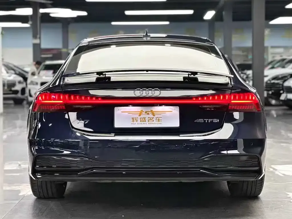 Audi A7 — фото 8