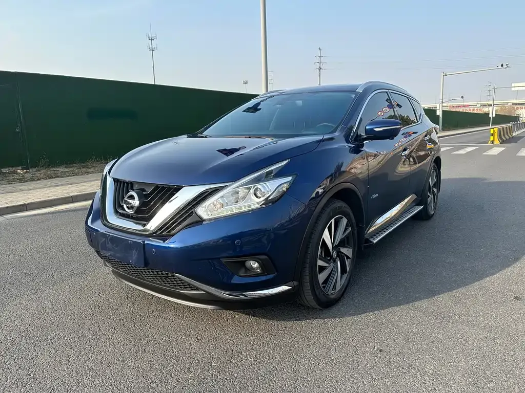 Nissan Murano — фото 1