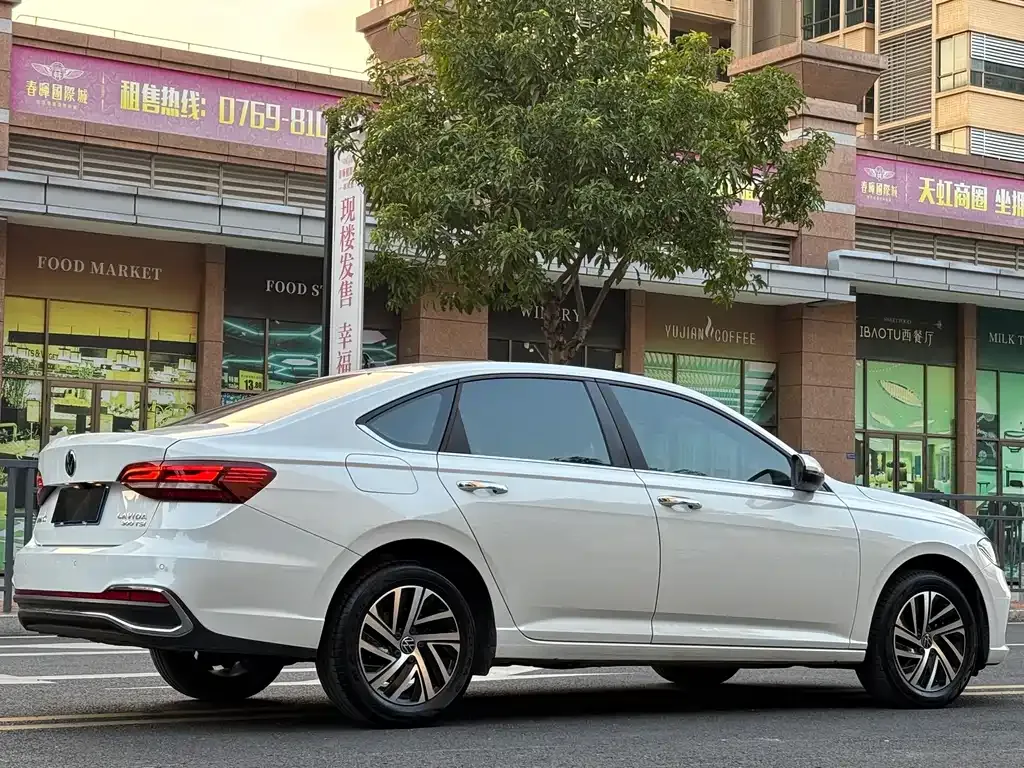 Volkswagen Lavida 2024 из CN, фото 4