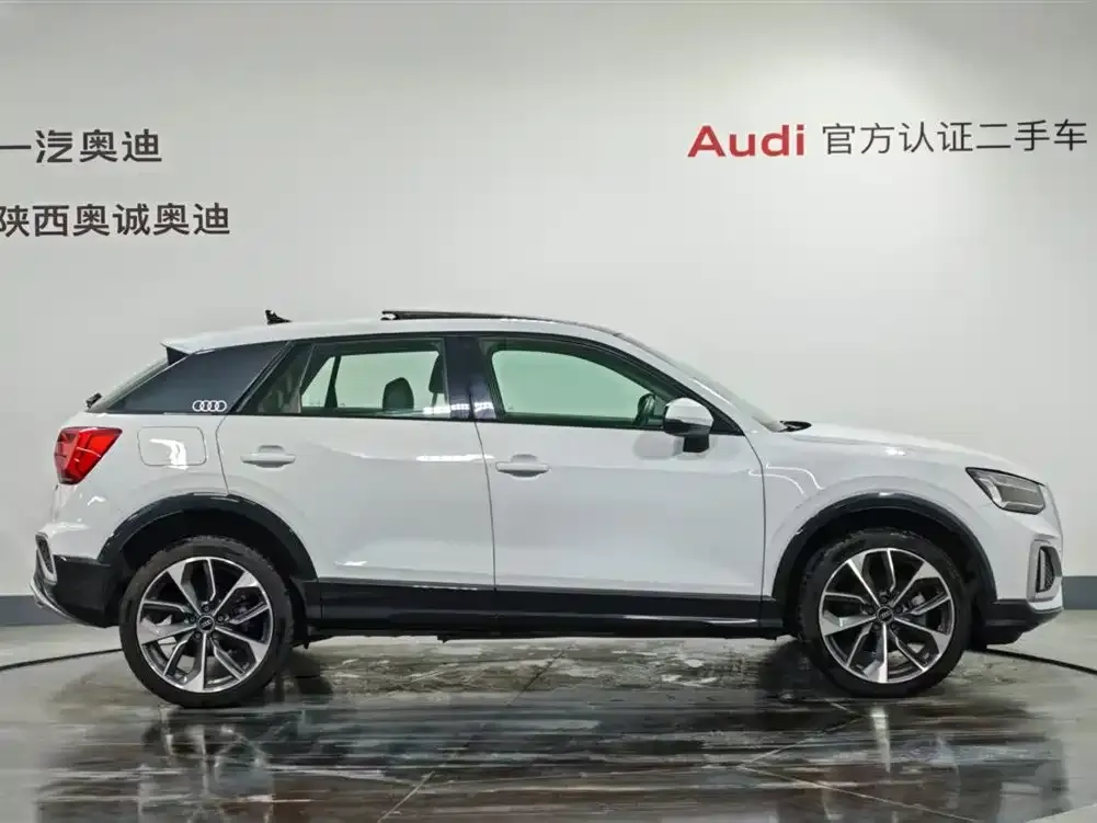 Audi Q2L 2024 из CN, фото 4