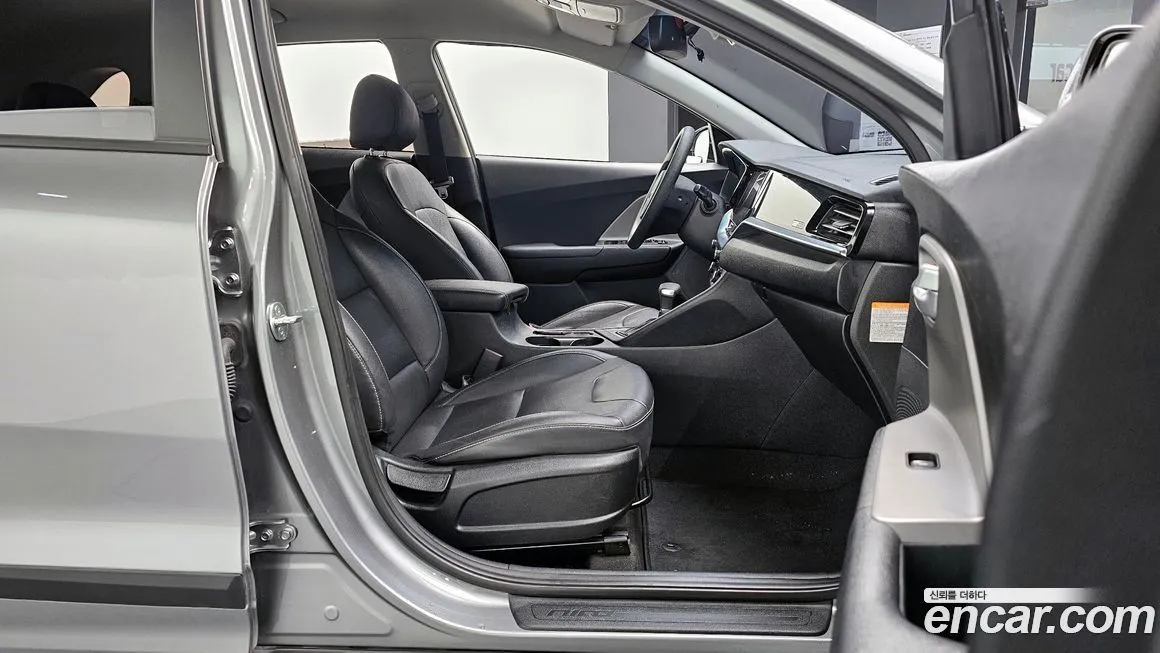 Kia Niro 2021 из KR, фото 6