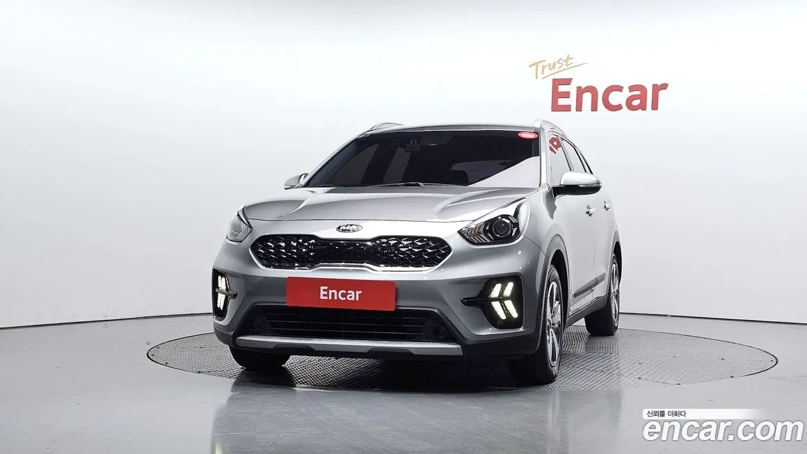 Kia Niro 2021 из KR, фото 2