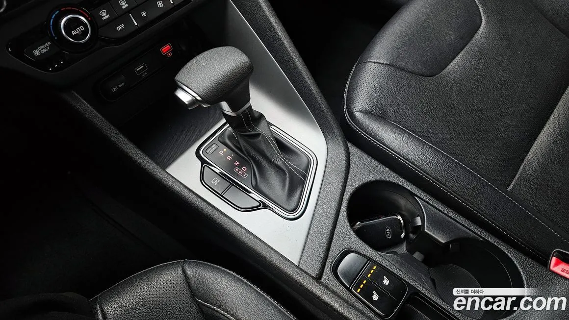 Kia Niro 2021 из KR, фото 10