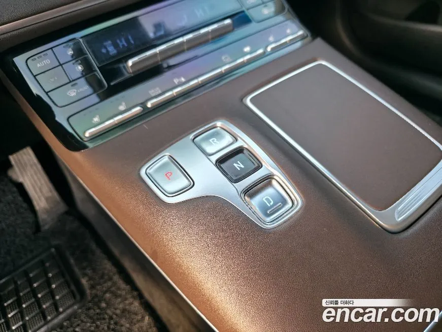 Hyundai Grandeur — фото 10