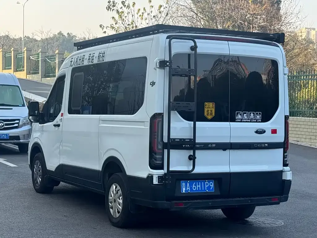 Ford Transit T8 2024 из CN, фото 8