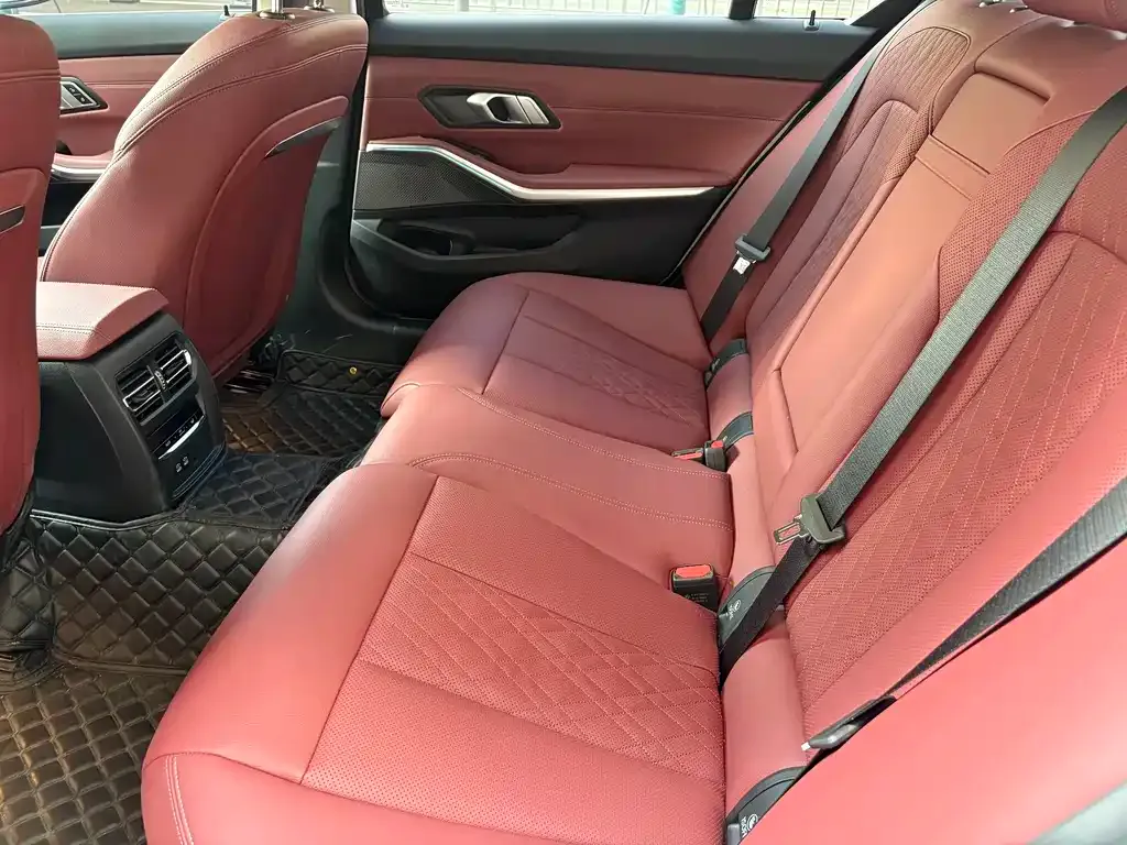 BMW 3 Series 2025 из CN, фото 5