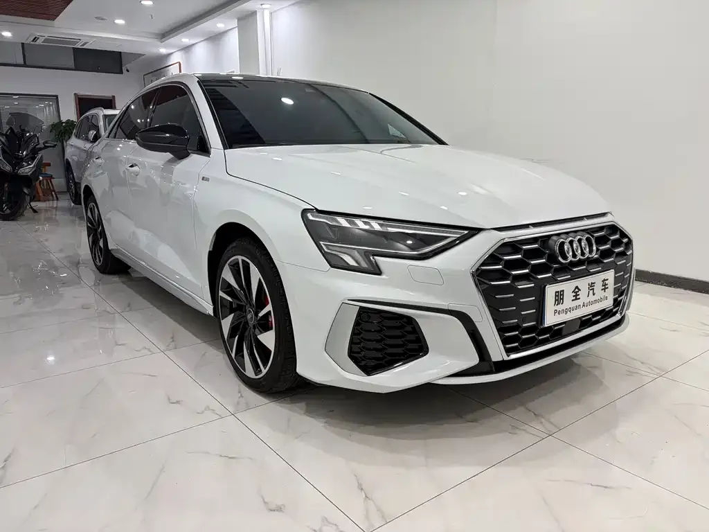 Audi A3 — фото 7