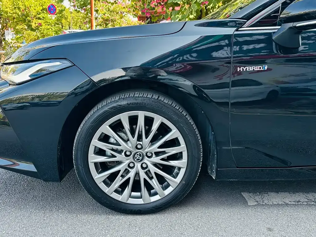 Toyota Avalon 2023 из CN, фото 4