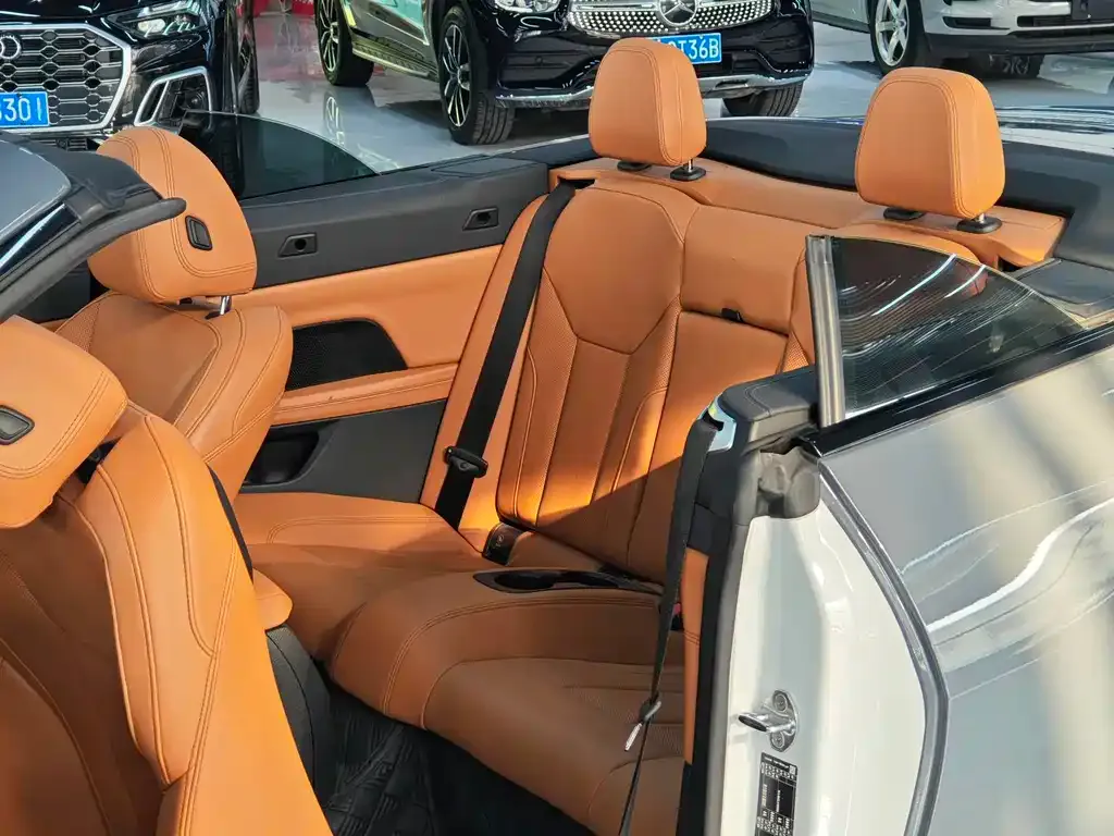 BMW 4 Series 2023 из CN, фото 8