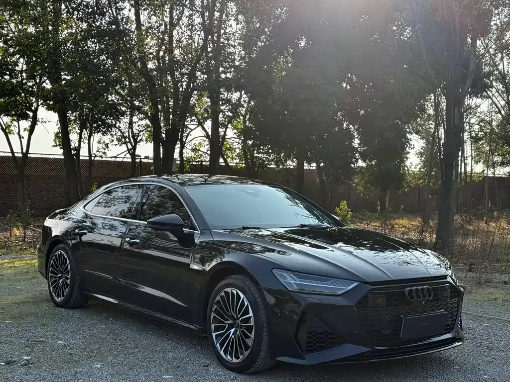 Audi A7L — фото 10