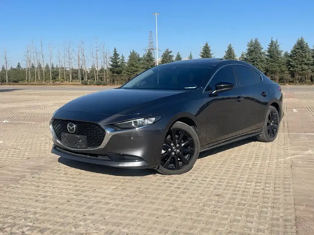 Mazda 3 Axela 2023 из CN, фото 1