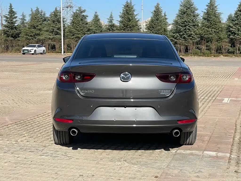 Mazda 3 Axela 2023 из CN, фото 4