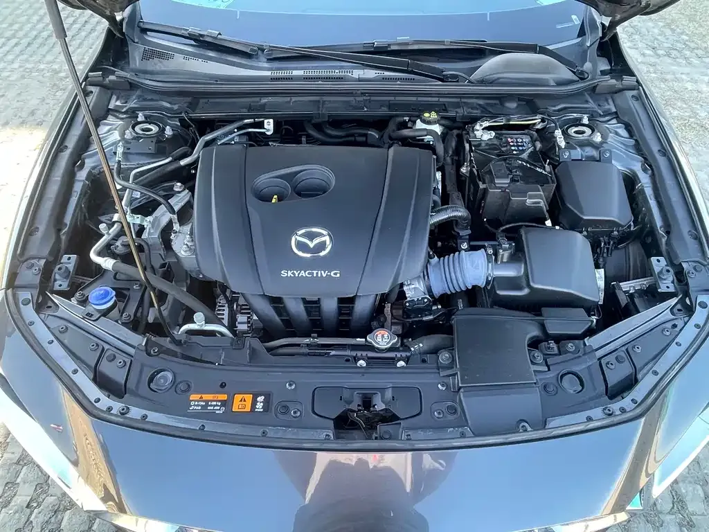 Mazda 3 Axela 2023 из CN, фото 7