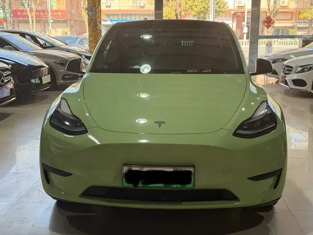 Tesla Model Y — фото 4